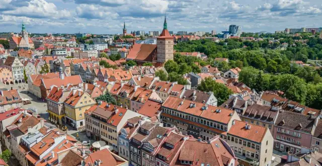 Co zwiedzić na Warmii i Mazurach? Odkryj ukryte perełki!