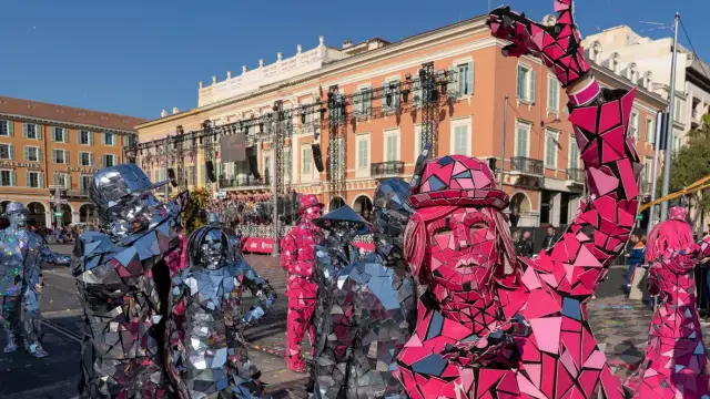 Karnawał w Nicei: Niezapomniane atrakcje i sekrety festiwalu