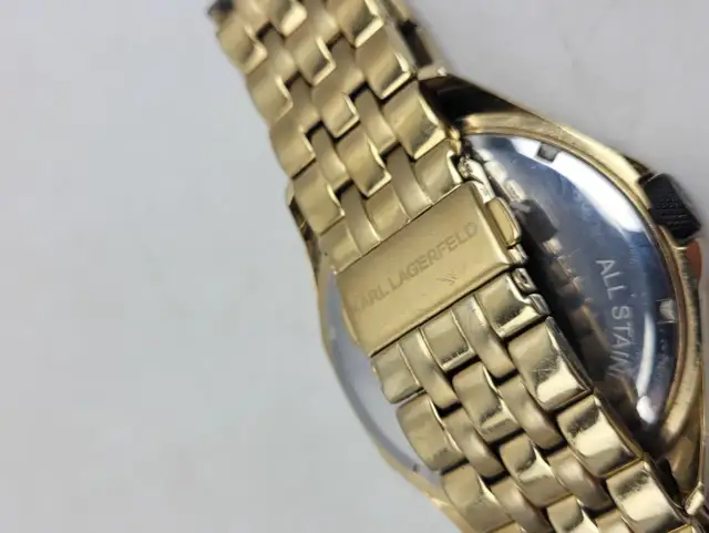 Zegarek męski Karl Lagerfeld: Czy warto? Wybierz swój styl!