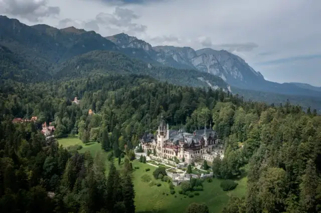 Najlepsza trasa do Rumunii: odkryj malownicze drogi i atrakcje