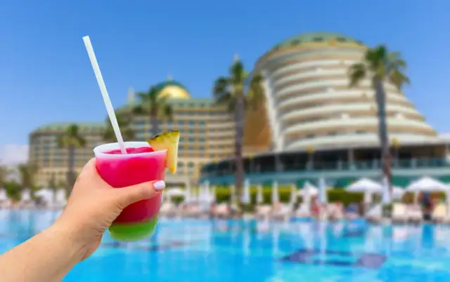 Turcja: Czy All Inclusive to "złota klatka"? Wyjdź i odkryj kraj!