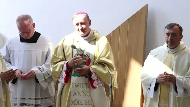 Konsekracja kościoła kiedy? Poznaj znaczenie i ważne daty