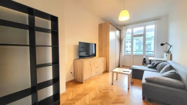 Ile kosztuje wynajem mieszkania 2 pokojowego w różnych miastach?