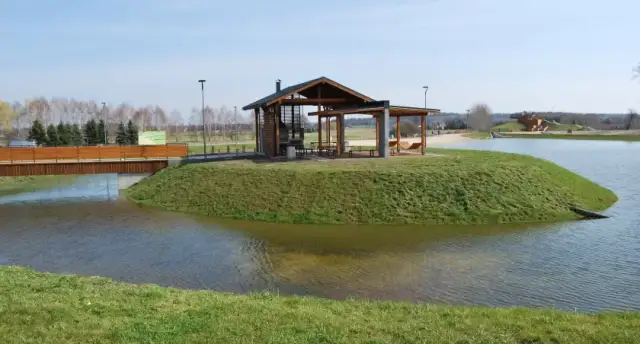 Jezioro Starachowickie: odkryj jego tajemnice i atrakcje rekreacyjne