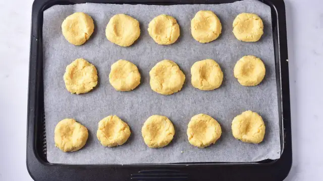 BLW: Ciastka z kleiku ryżowego dla niemowlaka bezpieczny start!