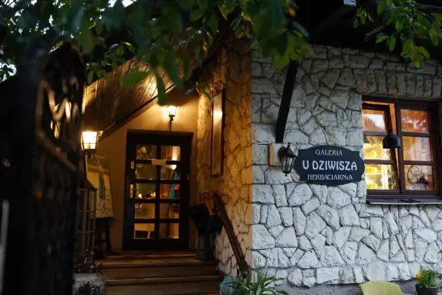 Gdzie zjeść w Kazimierzu? Odkryj najlepsze restauracje i smaki