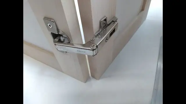 Montaż zawiasów w szafce narożnej: Poradnik krok po kroku