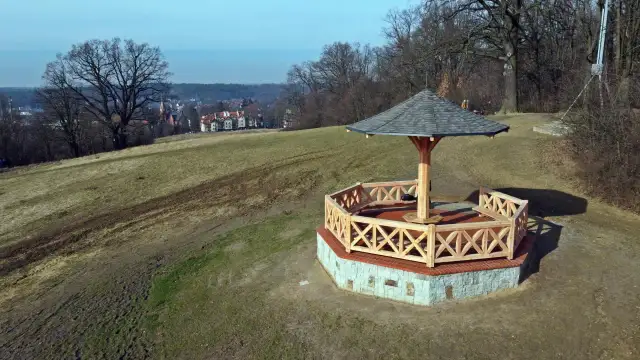 Oborniki Śląskie: Atrakcje, szlaki, Grzybek Twój plan na weekend!