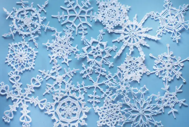 Jak zrobić ozdoby choinkowe na szydełku krok po kroku - proste techniki i porady