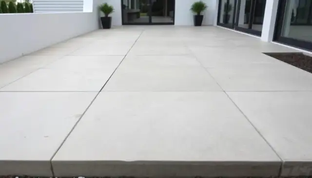 Jaką wylewkę na taras wybrać, aby uniknąć problemów z wodą?