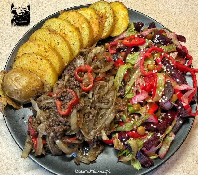 Kaszanka fit: jak jeść polski przysmak bez wyrzutów sumienia?