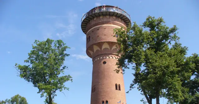 Giżycko atrakcje: odkryj niezapomniane miejsca na Mazurach