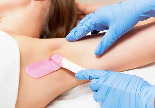 Czym się różni epilacja od depilacji? Kluczowe różnice i efekty