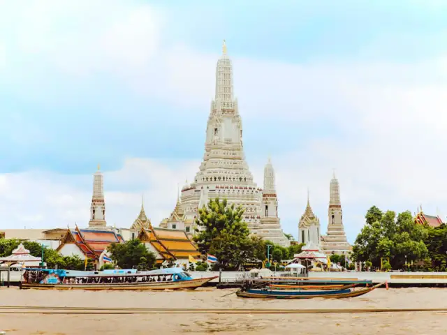 Najważniejsze miejsca kultu buddyzmu, które musisz odwiedzić