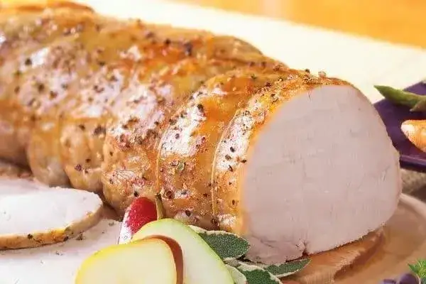 Jak przyprawić schab, aby był soczysty i pełen smaku? Sprawdź!