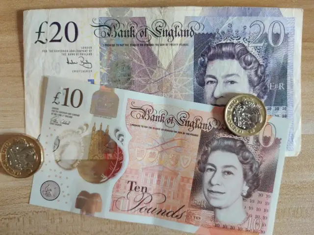 Ile kosztuje kawa w Londynie? Ceny, które mogą cię zaskoczyć