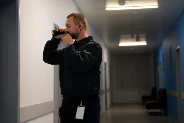 Czy policja może badać alkomatem w domu? Twoje prawa i konsekwencje