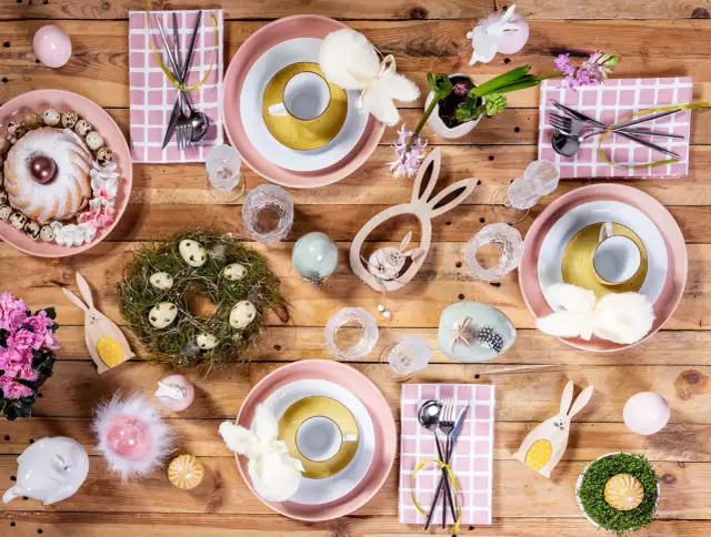 Wielkanocny stół 2026: Inspiracje, dekoracje i świąteczne dania