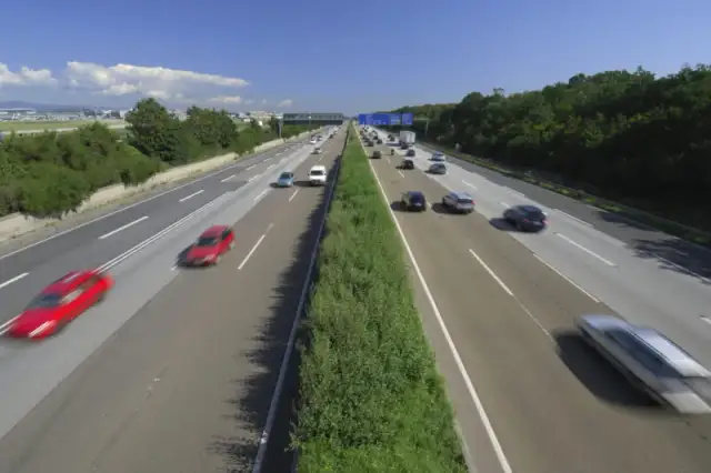 Jakie jest ograniczenie na autostradzie w Polsce? Sprawdź, aby uniknąć mandatu