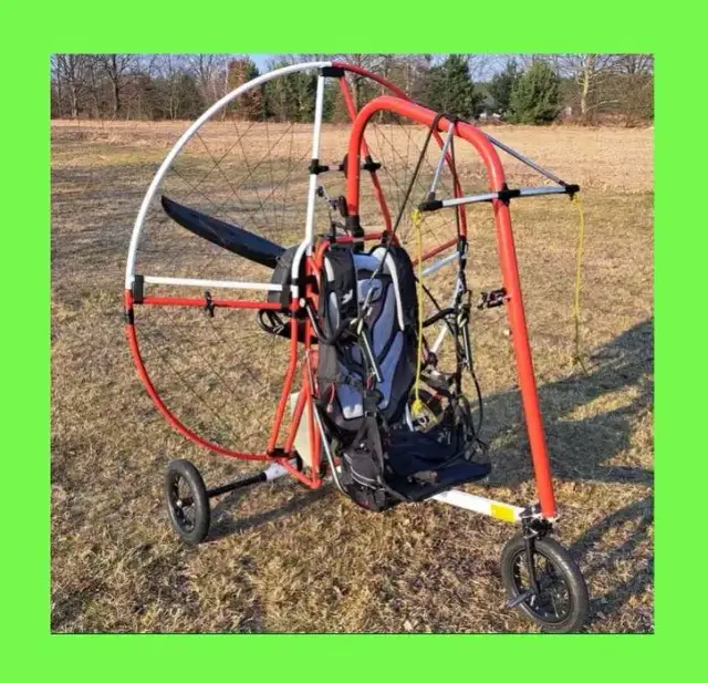 Ile kosztuje paralotnia z silnikiem? Ceny nowych i używanych modeli.