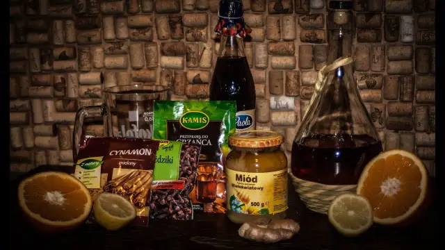 Jak podgrzać Harnaś Grzaniec, by nie stracił smaku i aromatu