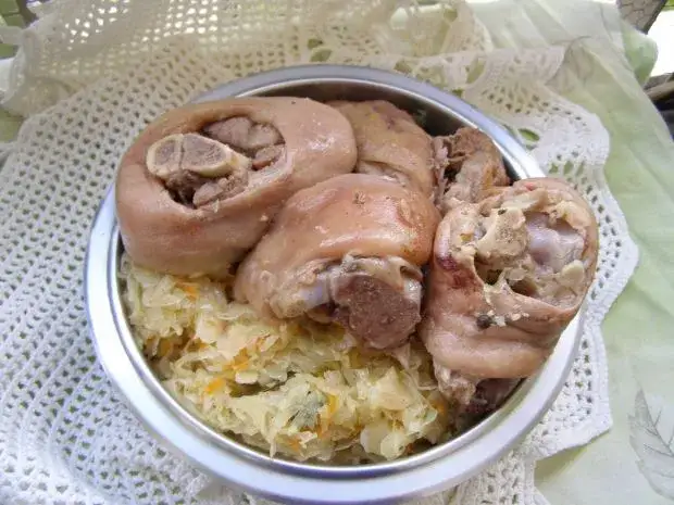 Golonka w szybkowarze ile gotować, aby uzyskać idealną miękkość