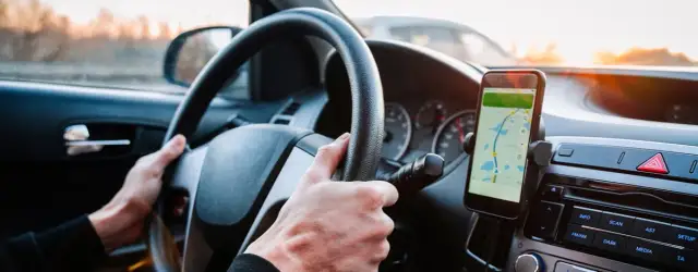 Jak bezpiecznie wyłączyć GPS w samochodzie? Poradnik eksperta.