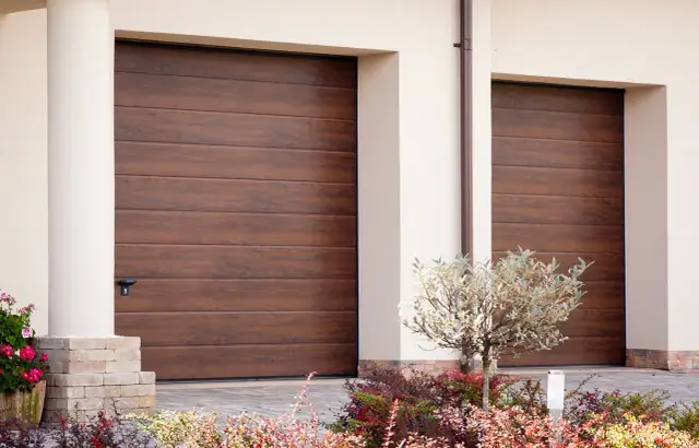 Kiedy montować bramę garażową?