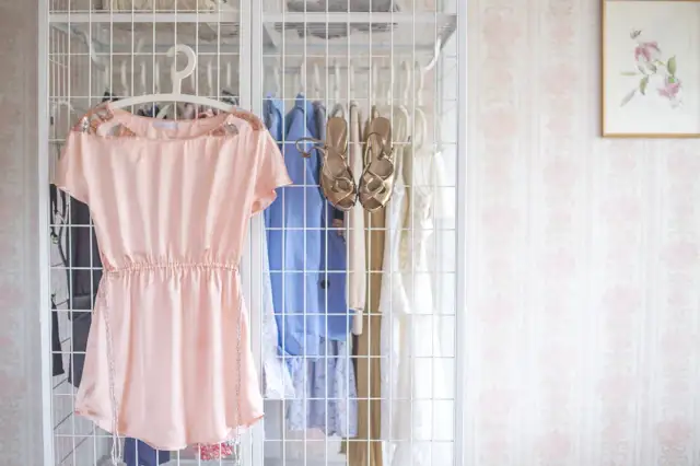 Jakie kolory sukienki do ślubu cywilnego – unikaj najczęstszych błędów