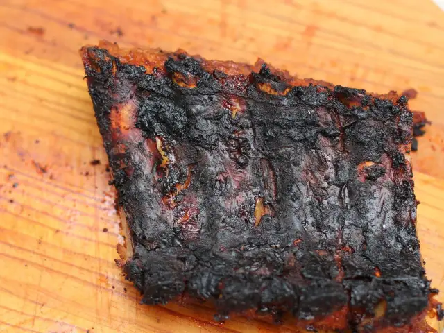 Spalone z wierzchu, surowe w środku? Uratuj ciasto!