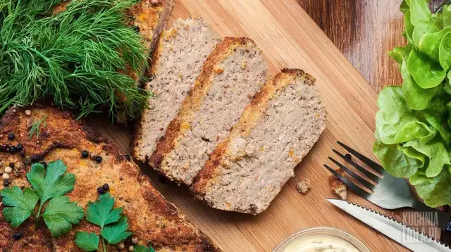 Jak przyprawić pasztet drobiowy? Klucz do niezapomnianego smaku.