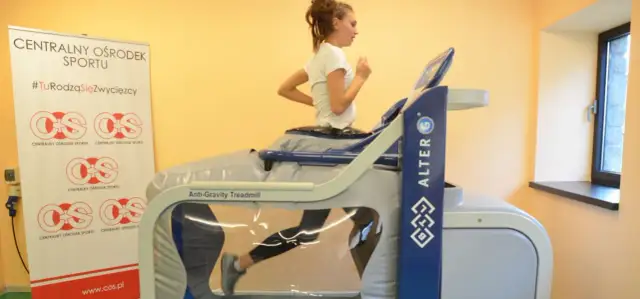 Jak działa bieżnia antygrawitacyjna i jakie ma korzyści dla zdrowia