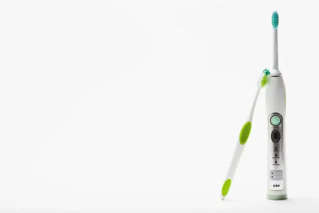 Szczoteczka soniczna Braun czy Philips - która jest lepsza dla Ciebie?