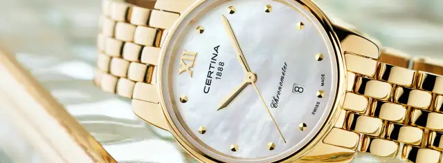 Złoty zegarek damski: Wybierz i noś z klasą! Porady eksperta