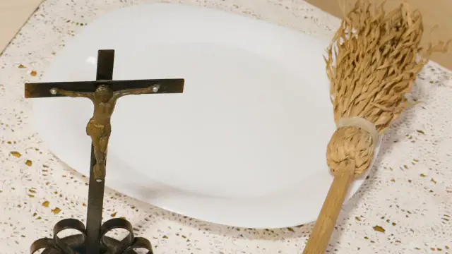 Co zrobić ze starą wodą święconą, aby nie okazać braku szacunku?