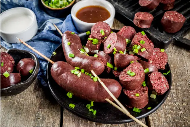 Czy kaszanka jest fit? Wartości odżywcze, kalorie i wpływ na dietę