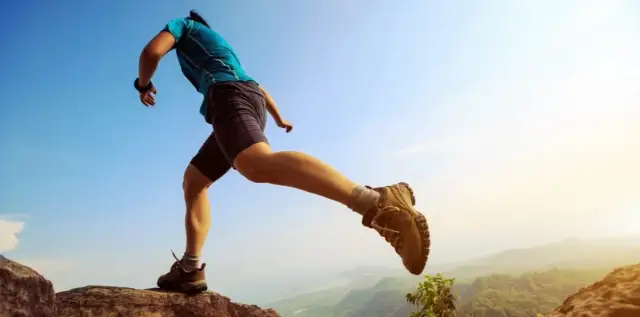 Jak biegać na bieżni żeby spalić tłuszcz i uniknąć błędów