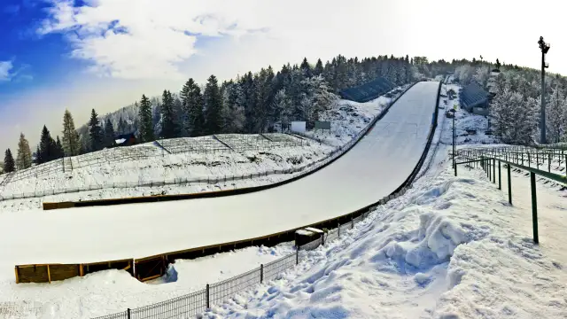 Skocznia narciarska w Zakopanem: wszystko, co musisz wiedzieć przed wizytą