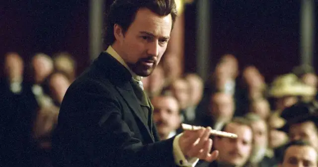 Profesjonalni charakteryzatorzy w filmie: mistrzowie iluzji