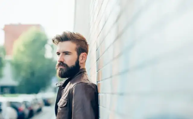 Zadbany zarost: Jak dbać o brodę i rozwiązać najczęstsze problemy?