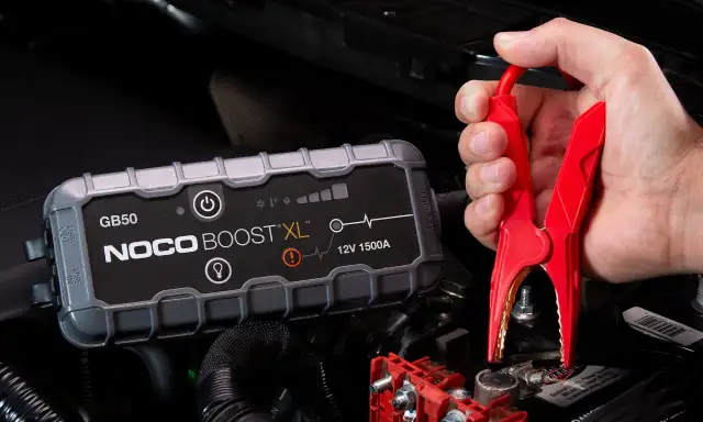 Akumulator 12V w Yaris Hybrid: Gdzie jest i jak uniknąć rozładowania?