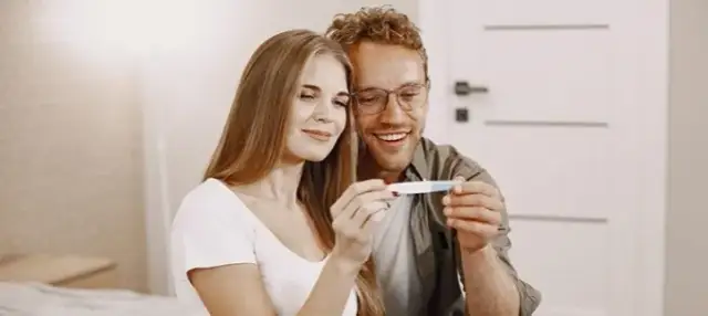 Pierwsze objawy ciąży przy karmieniu piersią – jak je rozpoznać?