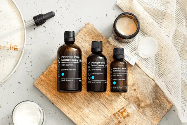 Kwas hialuronowy: Sekrety nawilżenia. Gdzie go szukać?