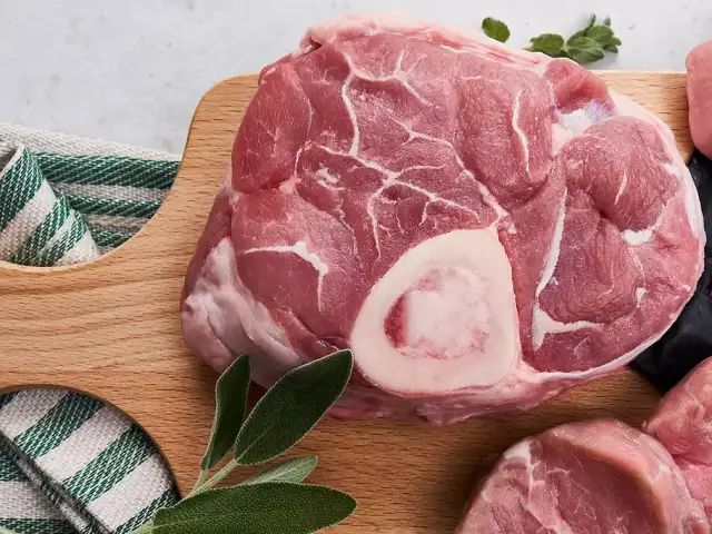 Gdzie kupić cielęcinę? Najlepsze miejsca i ceny w Polsce
