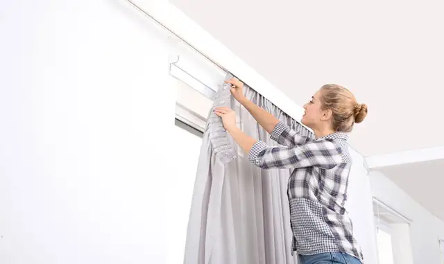Jak założyć zasłony na karnisz bez problemów - proste metody montażu