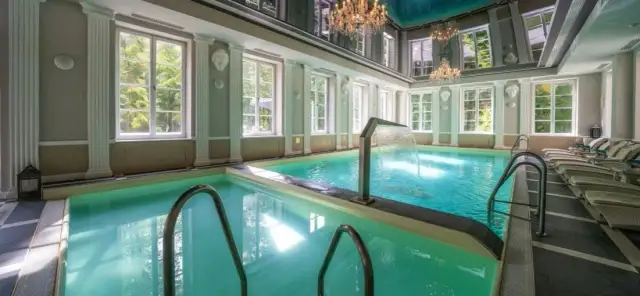 SPA blisko Warszawy: Jak wybrać idealny relaks? Adrianna radzi!