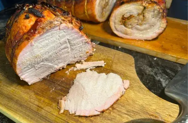 Najlepsza marynata do szynki na grilla, która zachwyci smakiem