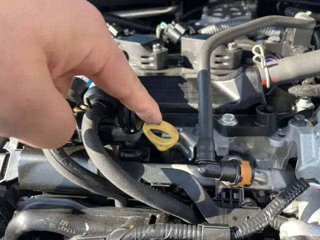 Toyota Yaris 1.0 ile oleju do silnika? Sprawdź, co musisz wiedzieć