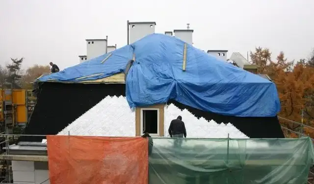 Remont elewacji bez stresu: kiedy zgłoszenie, a kiedy pozwolenie na budowę