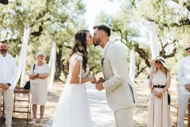 Ile kosztuje ślub humanistyczny? Przewodnik po cenach i kosztach